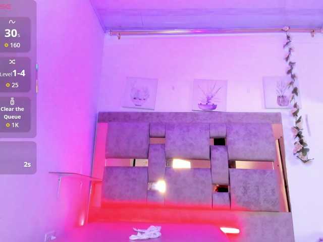 sofia-larson's BongaCams show and profile