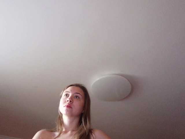 ElinaHarper live cam on BongaCams