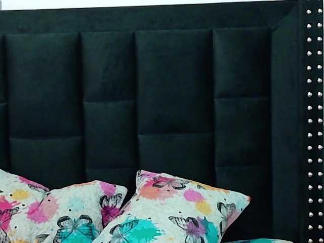 kinkymaturee's BongaCams show and profile