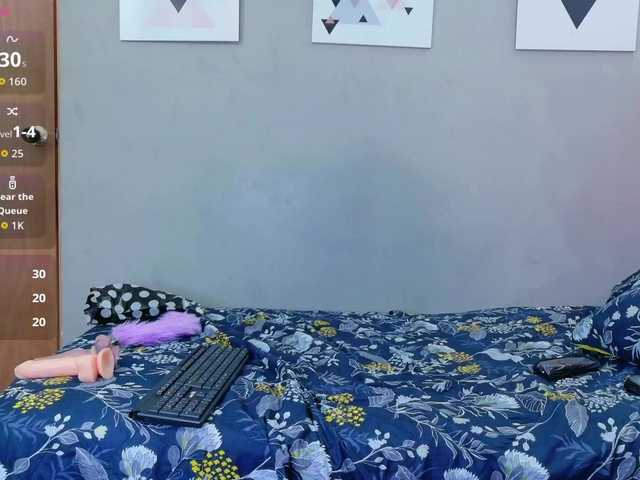 kinkymaturee live webcam show
