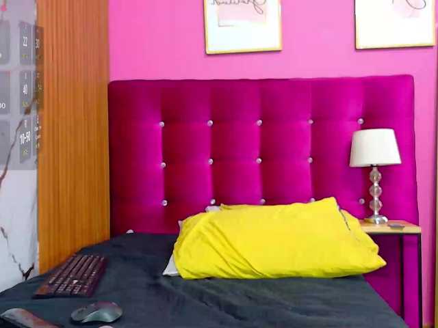 kinkymaturee live cam on BongaCams