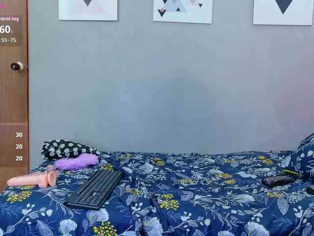 kinkymaturee's live room
