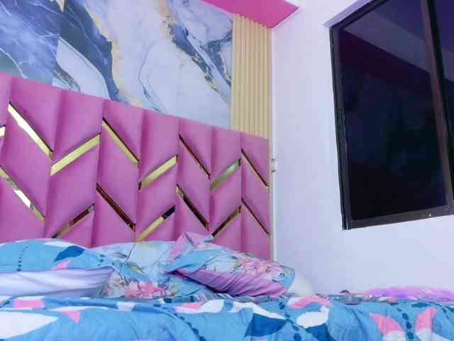 kinkymaturee webcam
