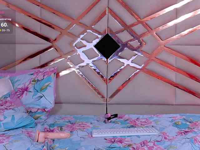 kinkymaturee's live room