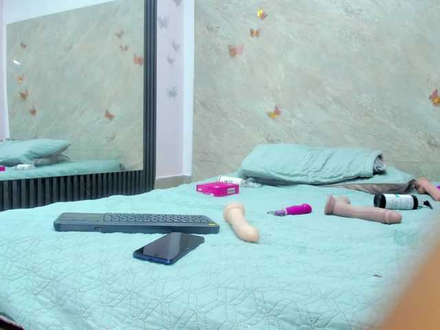 Susana-sanchez live webcam show