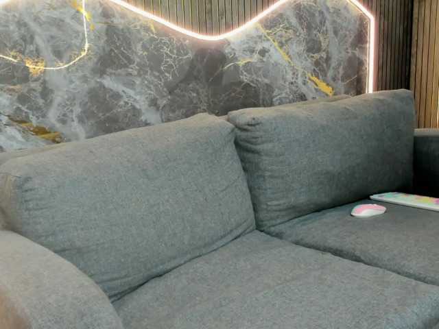 AntonellaNaugthy live cam on BongaCams
