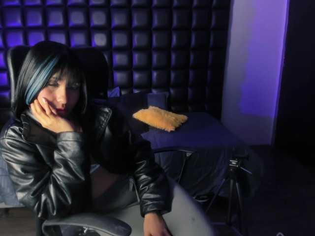 AntonellaNaugthy live cam on BongaCams