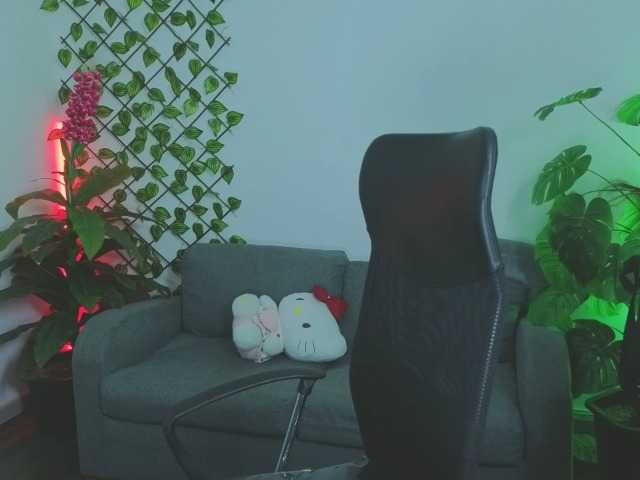 AntonellaNaugthy live cam on BongaCams