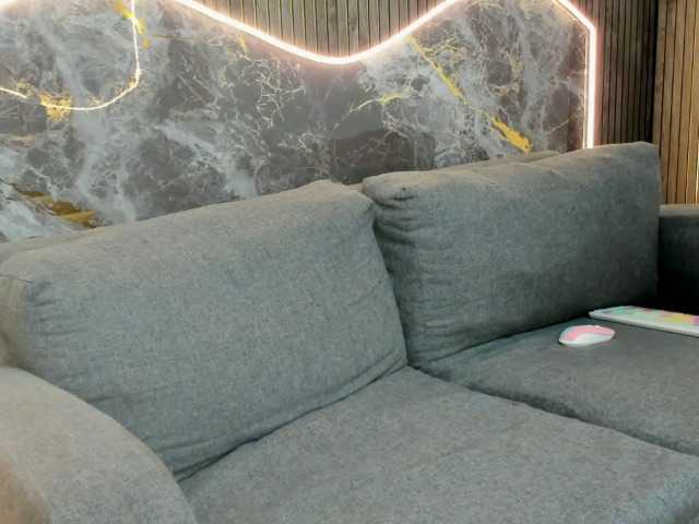 AntonellaNaugthy live webcam show