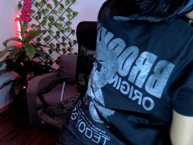 AntonellaNaugthy live cam on BongaCams