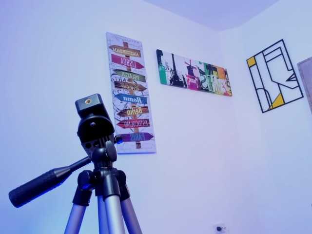 AntonellaNaugthy live cam on BongaCams
