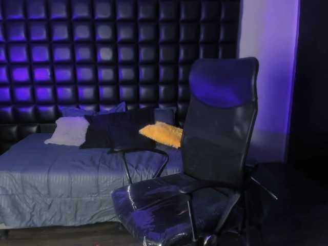 AntonellaNaugthy live cam on BongaCams