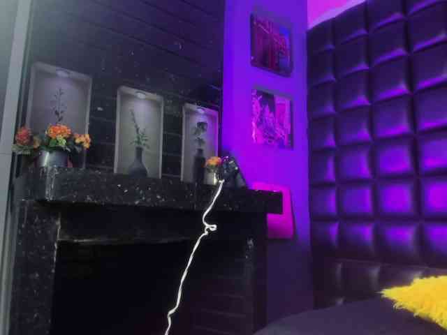 AntonellaNaugthy webcam