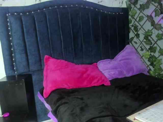 AntonellaNaugthy webcam