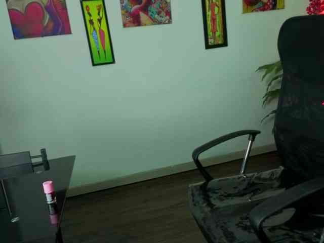 AntonellaNaugthy webcam