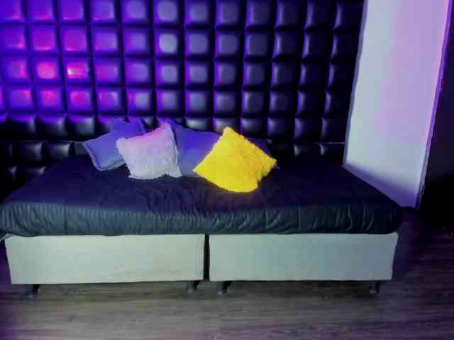 AntonellaNaugthy webcam
