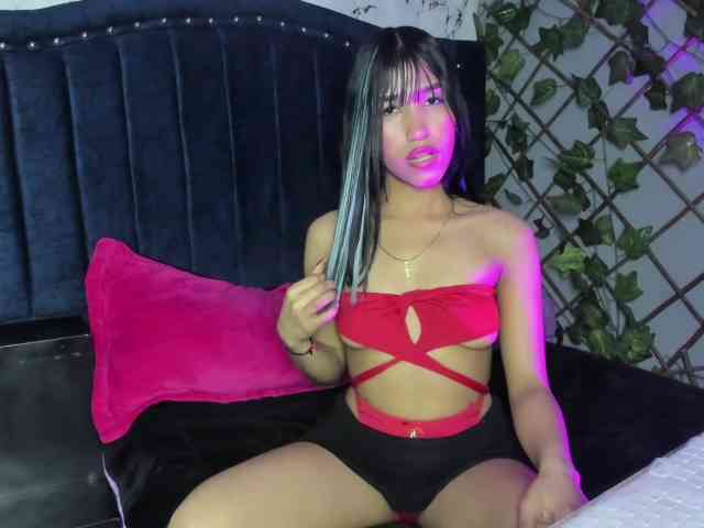 AntonellaNaugthy webcam