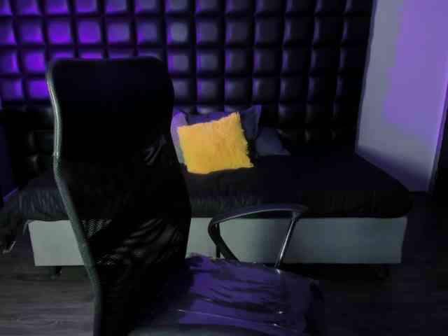 AntonellaNaugthy webcam