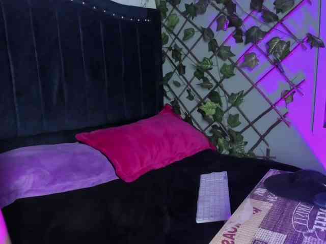 AntonellaNaugthy webcam