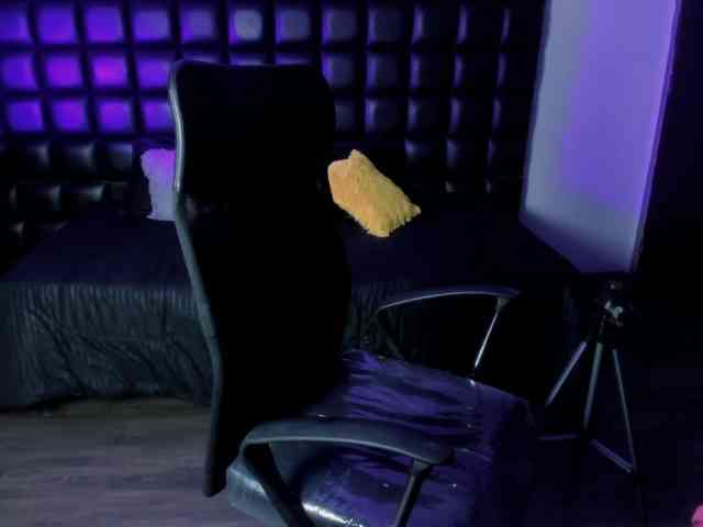 AntonellaNaugthy webcam