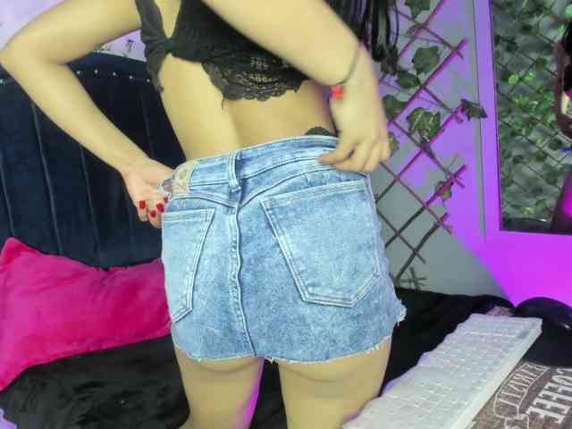 AntonellaNaugthy webcam