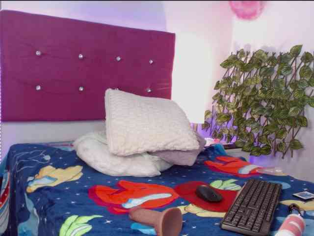 Modelo: Megan-Smith15