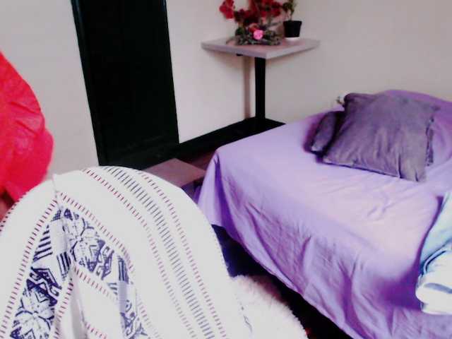 fenixcolette live cam on BongaCams