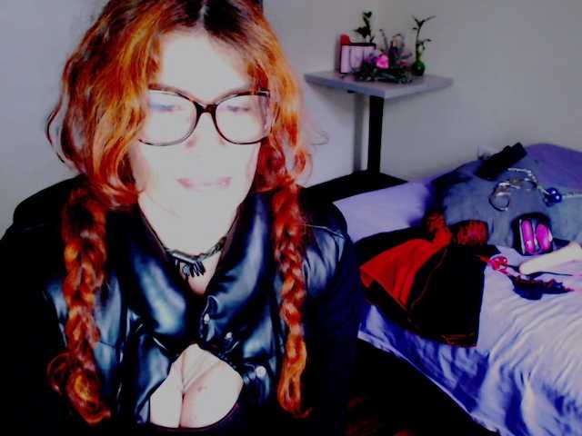 fenixcolette live cam on BongaCams