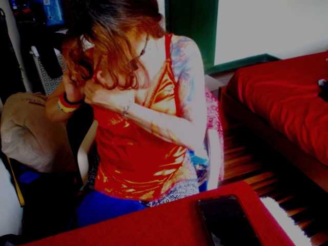 fenixcolette live cam on BongaCams