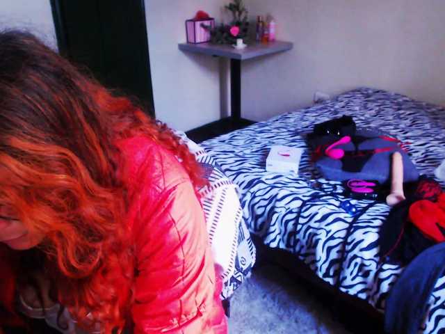 fenixcolette live cam on BongaCams