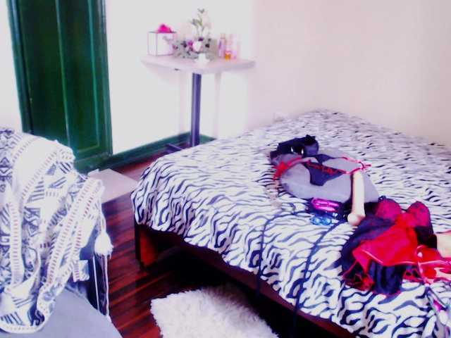fenixcolette live cam on BongaCams