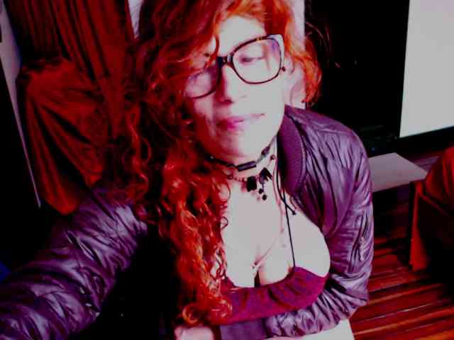 Model: fenixcolette