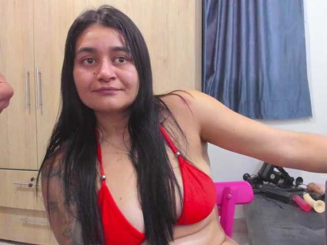 andreitatrujillo live cam on BongaCams