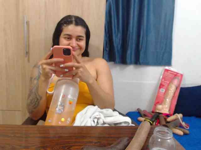 andreitatrujillo webcam