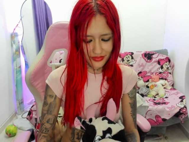 Jeniferbody000 live cam on BongaCams