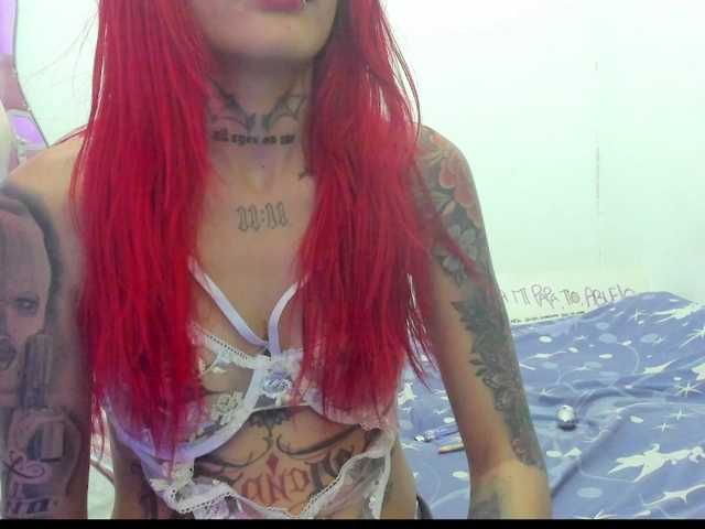 Jeniferbody live cam preview