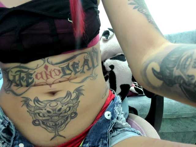 Jeniferbody000 live cam on BongaCams
