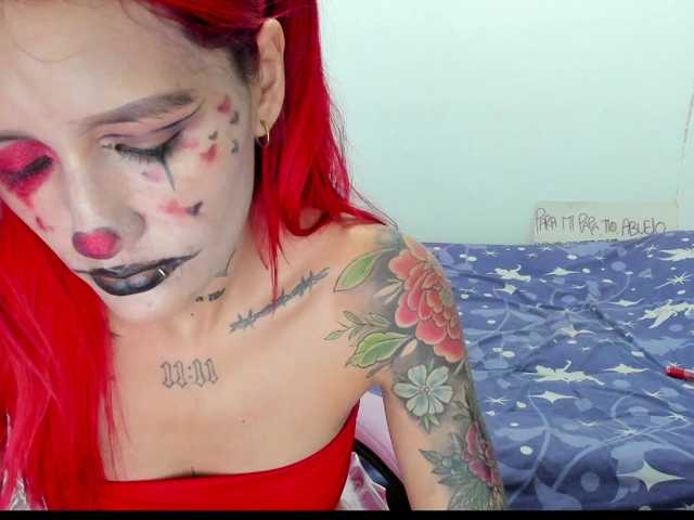 Jeniferbody live cam preview