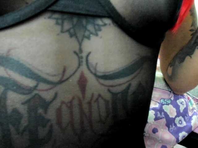 Jeniferbody000 live cam on BongaCams