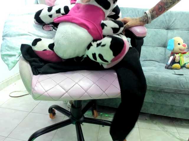 Jeniferbody000 live cam on BongaCams