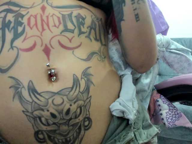 Jeniferbody000 live cam on BongaCams