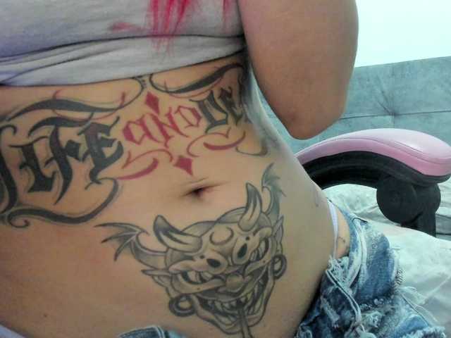 Jeniferbody live cam preview