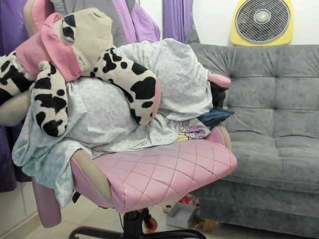 Jeniferbody000 live webcam show
