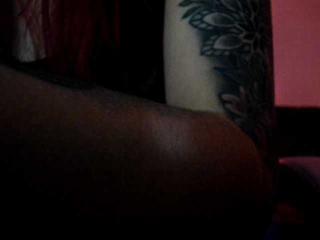 Jeniferbody000 live cam on BongaCams