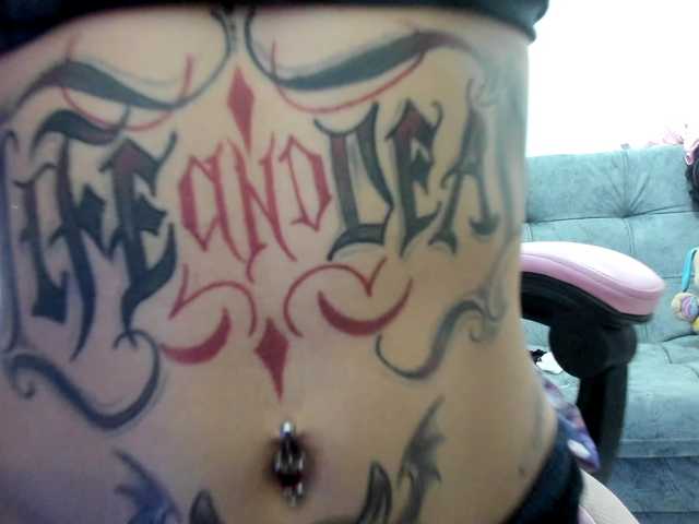 Jeniferbody live webcam show