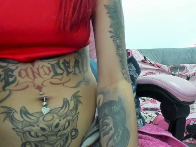 Jeniferbody000 live cam on BongaCams
