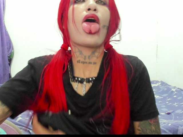 Jeniferbody live cam preview