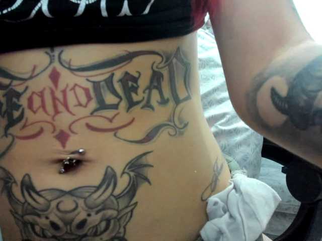 Jeniferbody000 live cam on BongaCams
