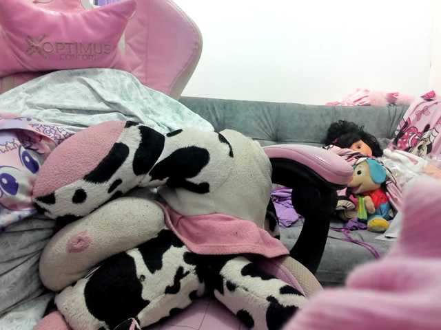 Jeniferbody000 live cam on BongaCams