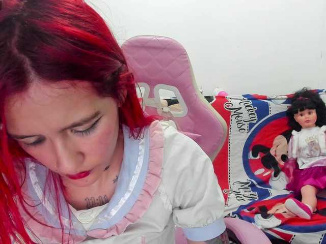 Jeniferbody000 live cam on BongaCams